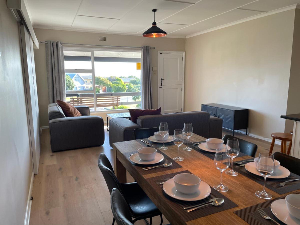 2 On Third Avenue Apartment Hermanus Exterior photo